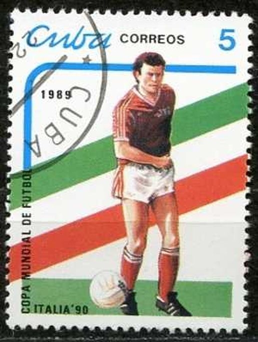 Cuba 1989 Scott 3110 Sello * Deportes Futbol Campeonato Mundial Italia 90 5c Matasello de favor Preobliterado